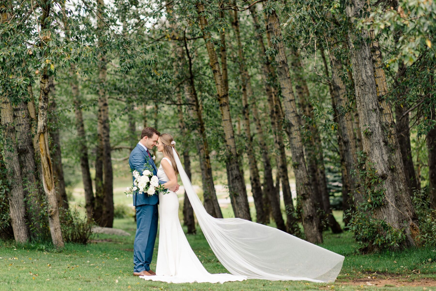 outdoor Colorado wedding photos