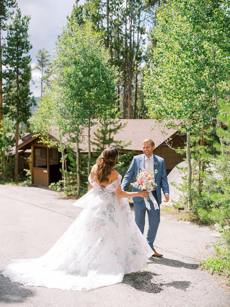 Colorado wedding venue with lodging at Grand lake Lodge
