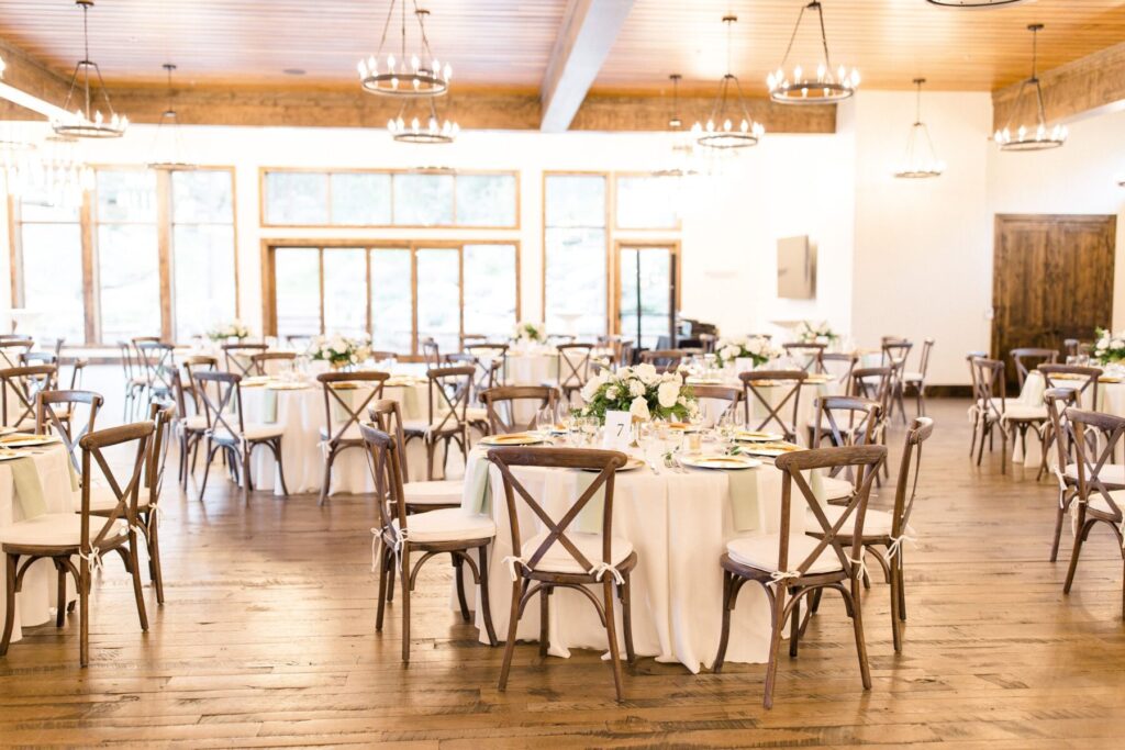 Black Canyon Inn wedding reception design by Aspen and Ivy